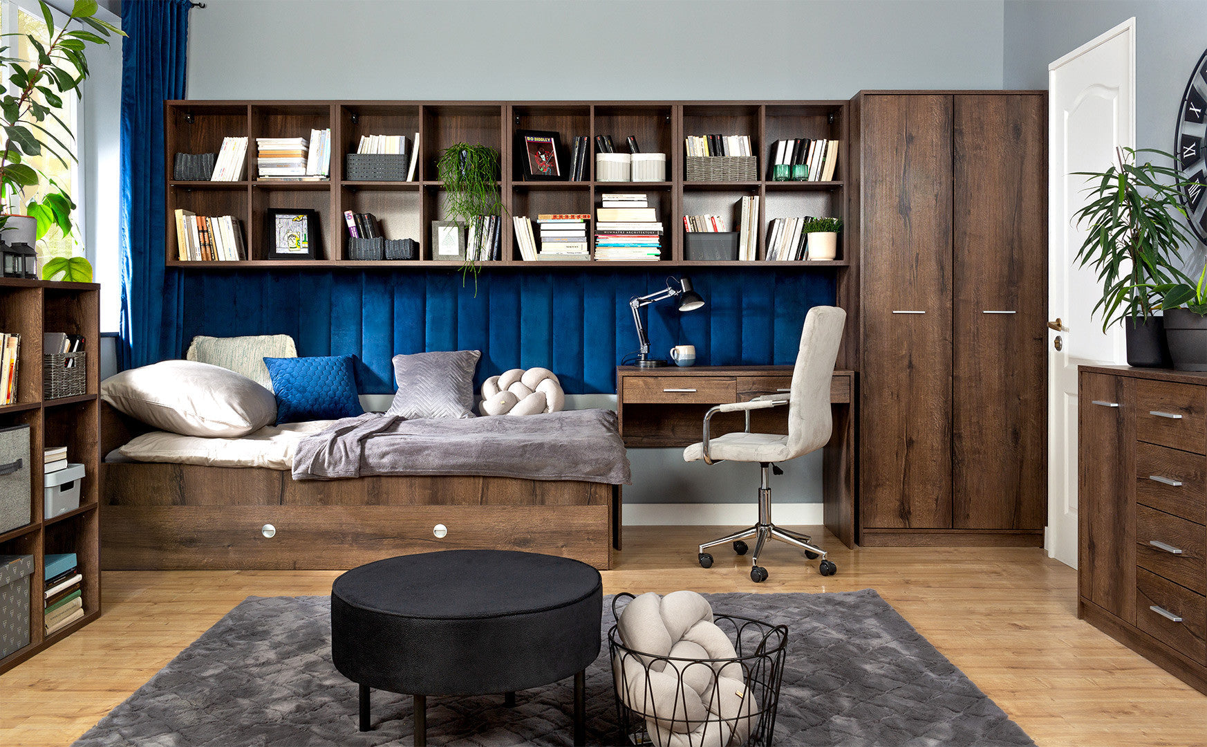 Nepo Plus — Bookcase