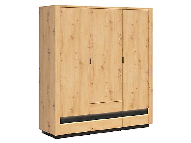 Ostia — Wardrobe