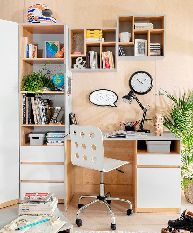 Nandu — Bookcase