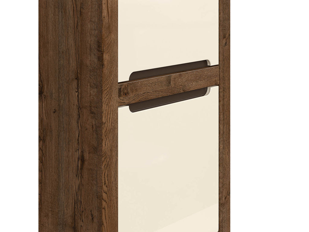 Ruso — Bookcase