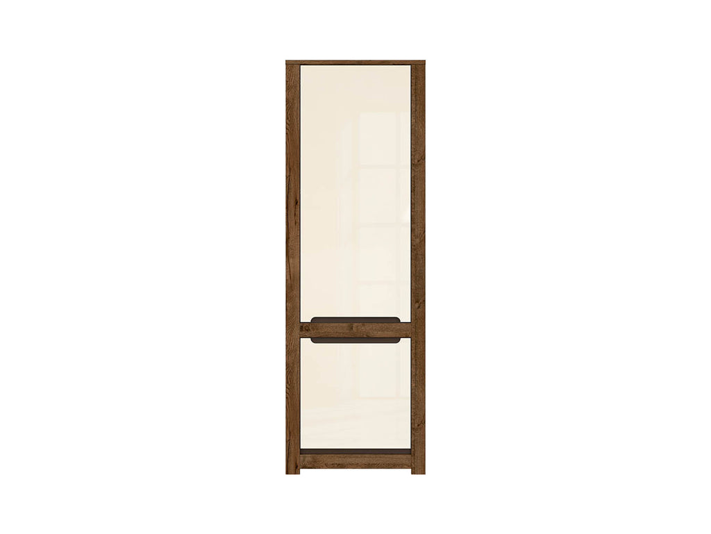 Ruso — Bookcase