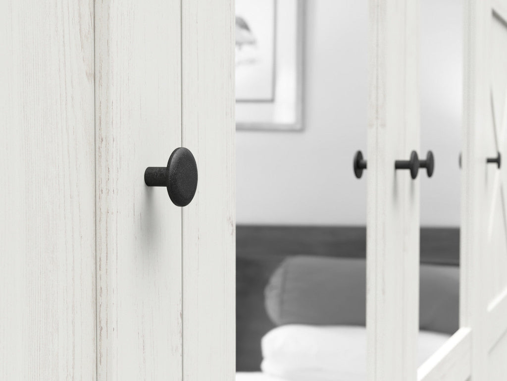 Frija — Wardrobe