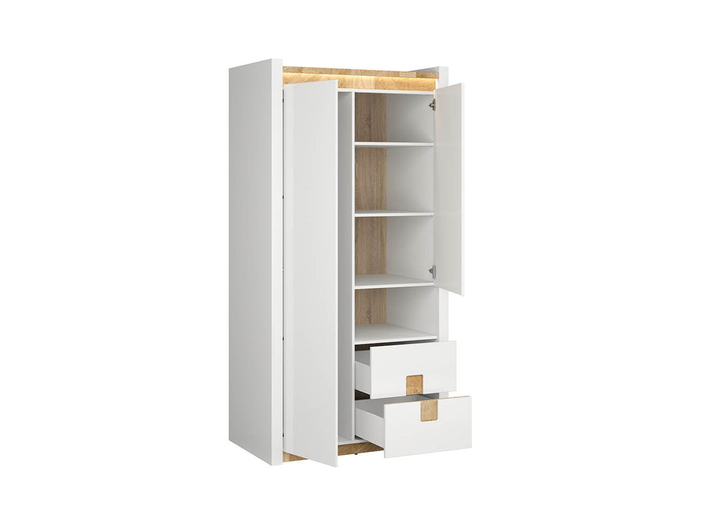 Alameda — Wardrobe