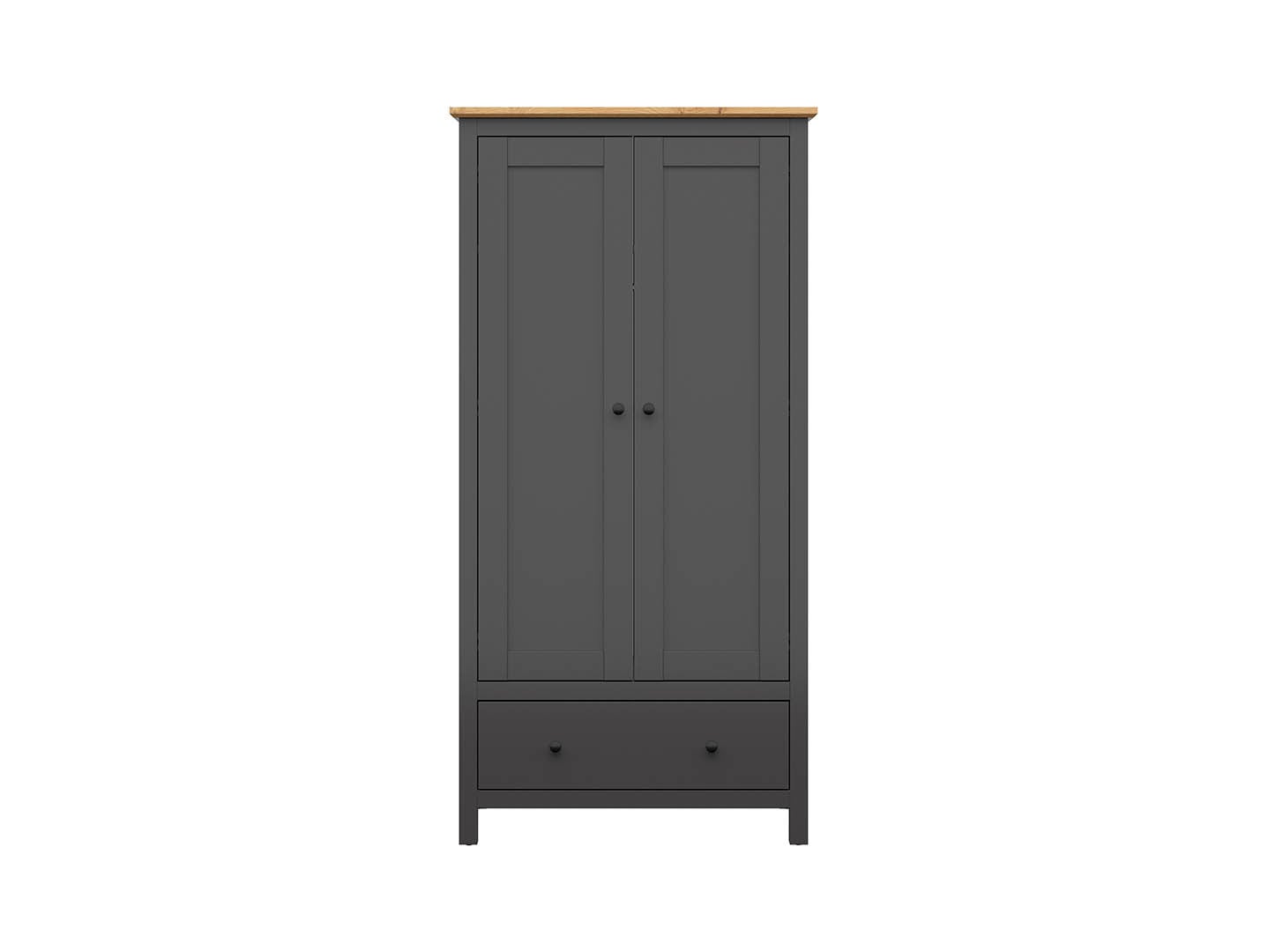 Hesen — Wardrobe
