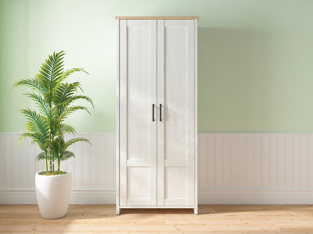 Loksa — Wardrobe