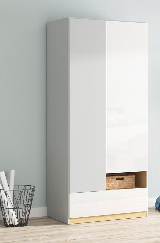 Nandu — Wardrobe