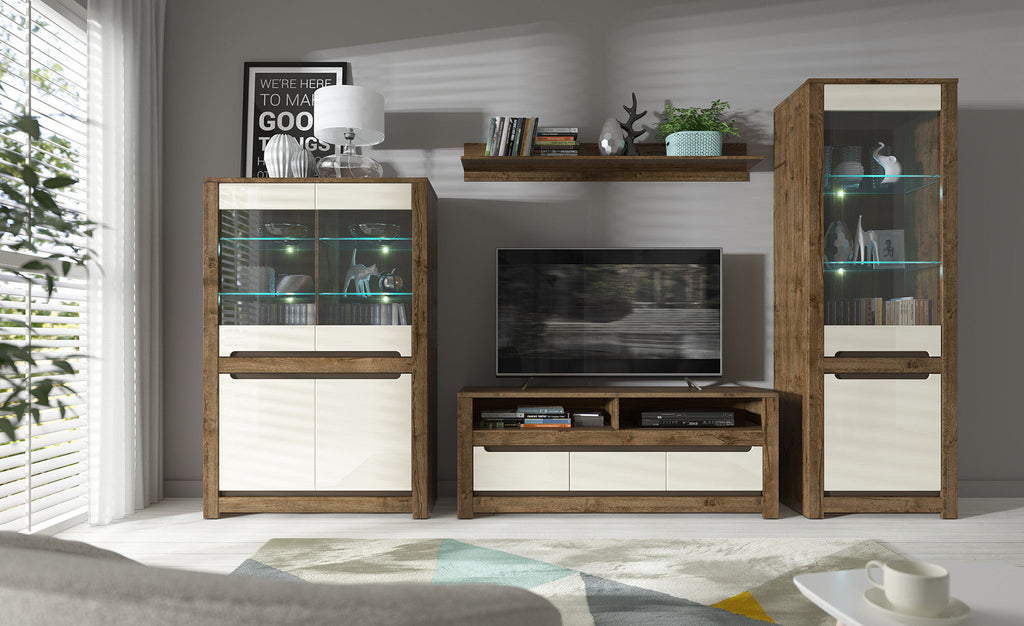 Ruso — TV cabinet