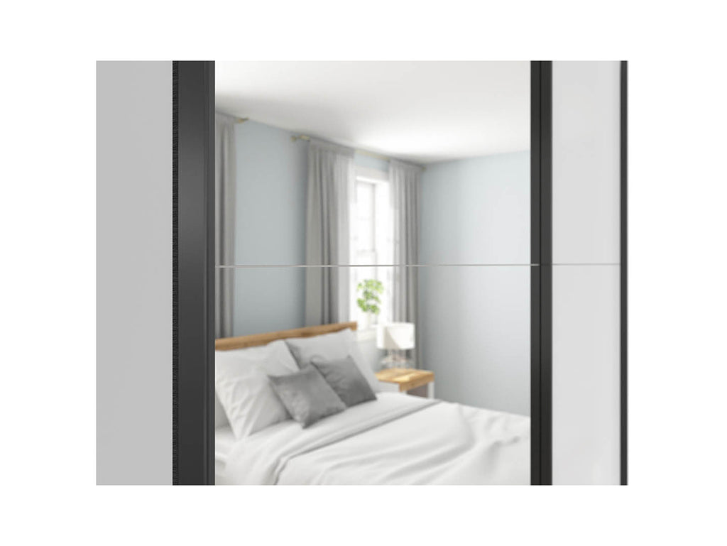Tetrix 153 sliding wardrobe set with cover strip